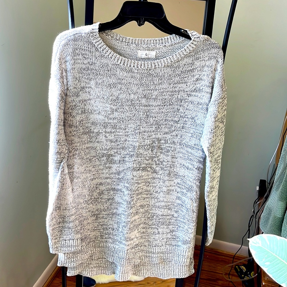 Lou & Grey Woven Grey Sweater🌊🐚